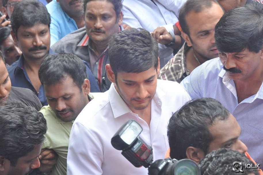 Senior-Naresh-Son-Debut-Movie-Launch-By-Mahesh-Babu